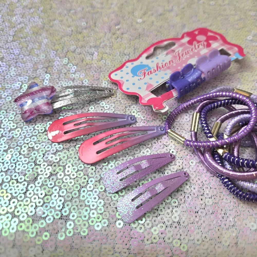 💥5/$10💥 Kids lot of assorted purple hair accessories 💜 NWOT